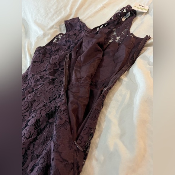 BB Dakota Dark Lace Overlay Dress - Picture 7 of 7